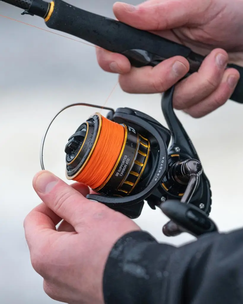Daiwa J-Braid Expedition Smash Orange 150 M İp Misina Daiwa J-Braid Expedition Smash Orange 150 M İp Misina